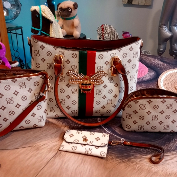 NWOT CM 4 piece set handbag - Picture 2 of 9